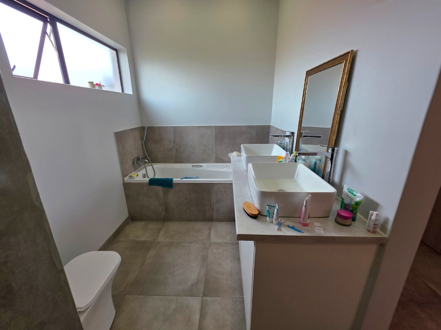 3 Bedroom Property for Sale in Wild Olive Estate Free State